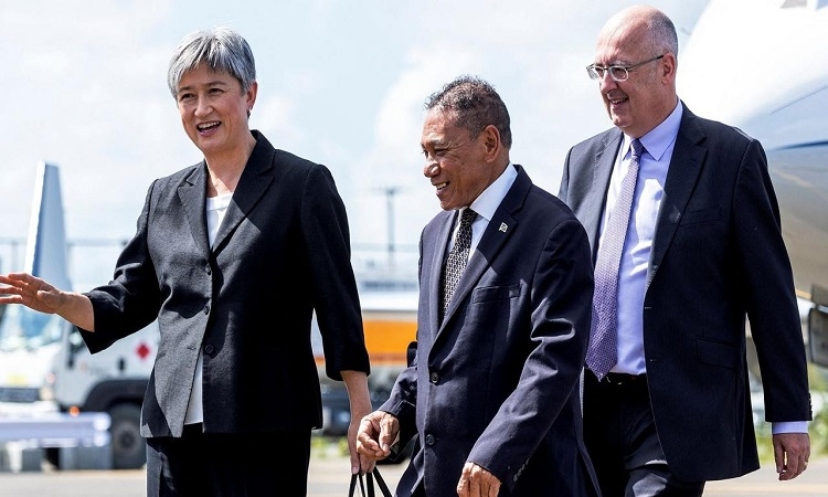 Australian Foreign Minister begins Vietnam visit